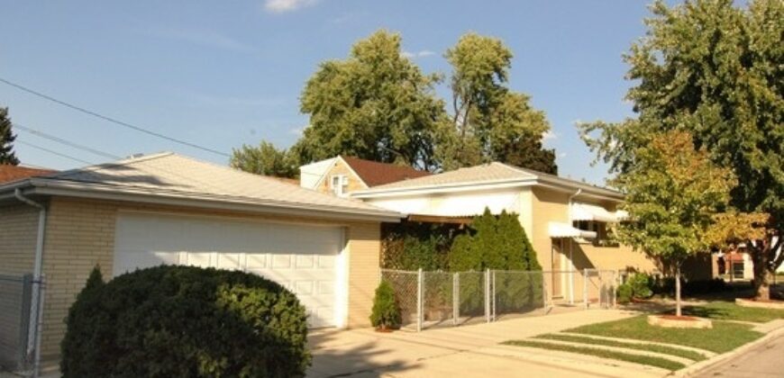 3700 N Sayre Ave Chicago, IL 60634