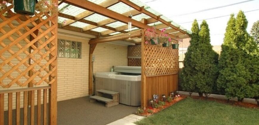 3700 N Sayre Ave Chicago, IL 60634